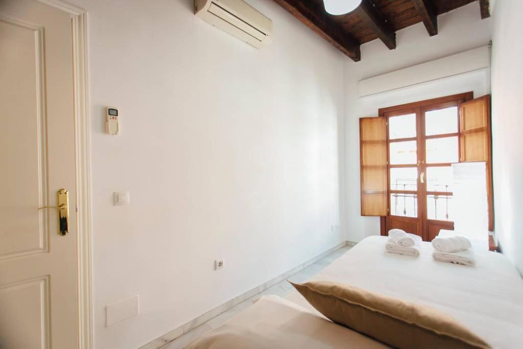 Precioso Apartamento En El Casco Antiguo De Triana Sevilla Exteriör bild